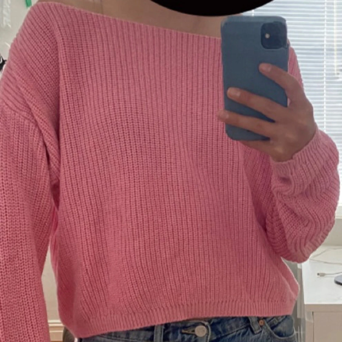 Rosa stickad tröja från NA-KD