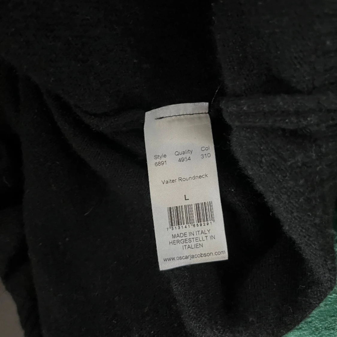 Oscar Jacobson Roundneck - 3