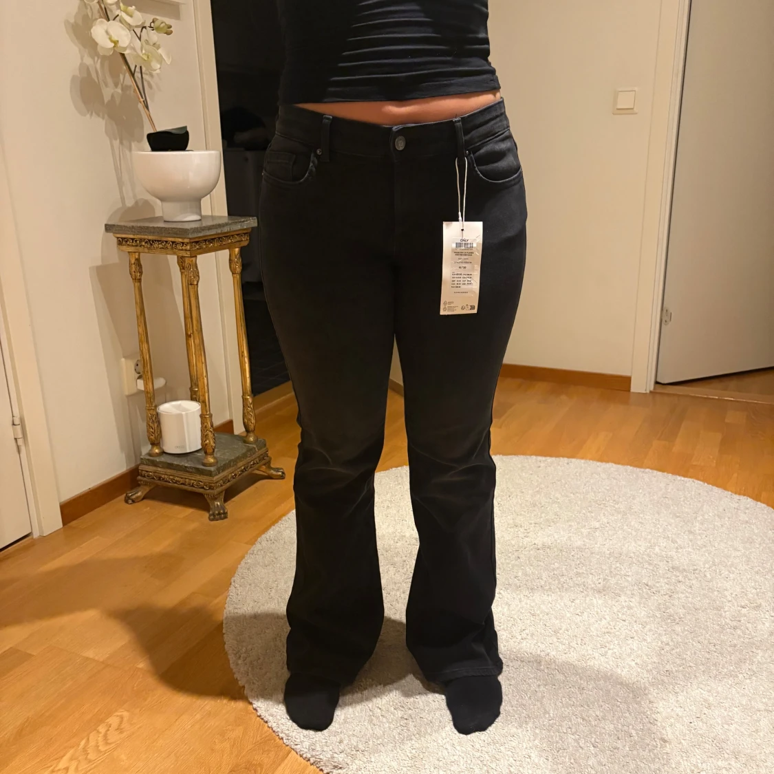Svarta bootcut jeans från only