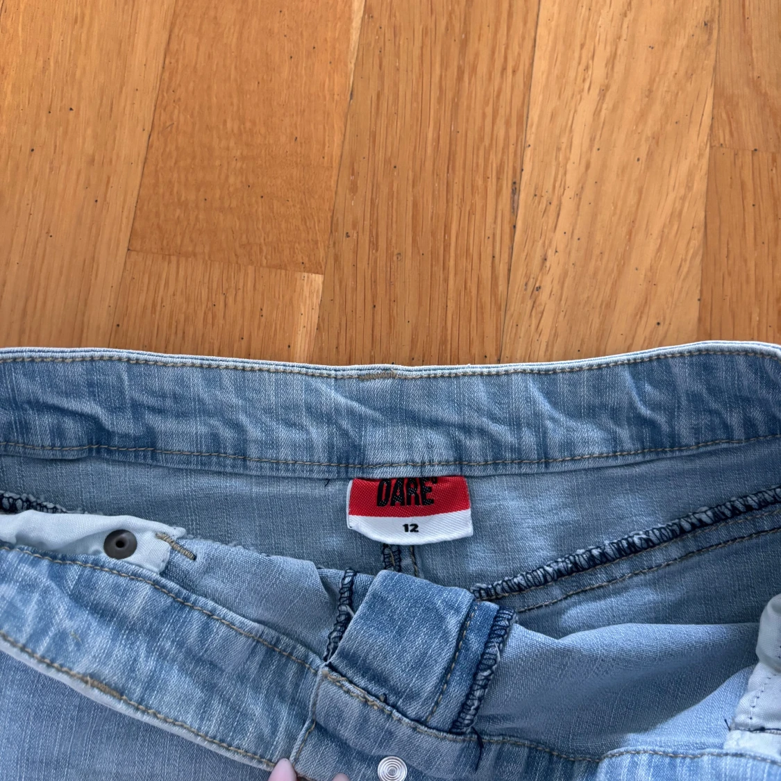 Ljusblå jeanskjol från OJARE - 2