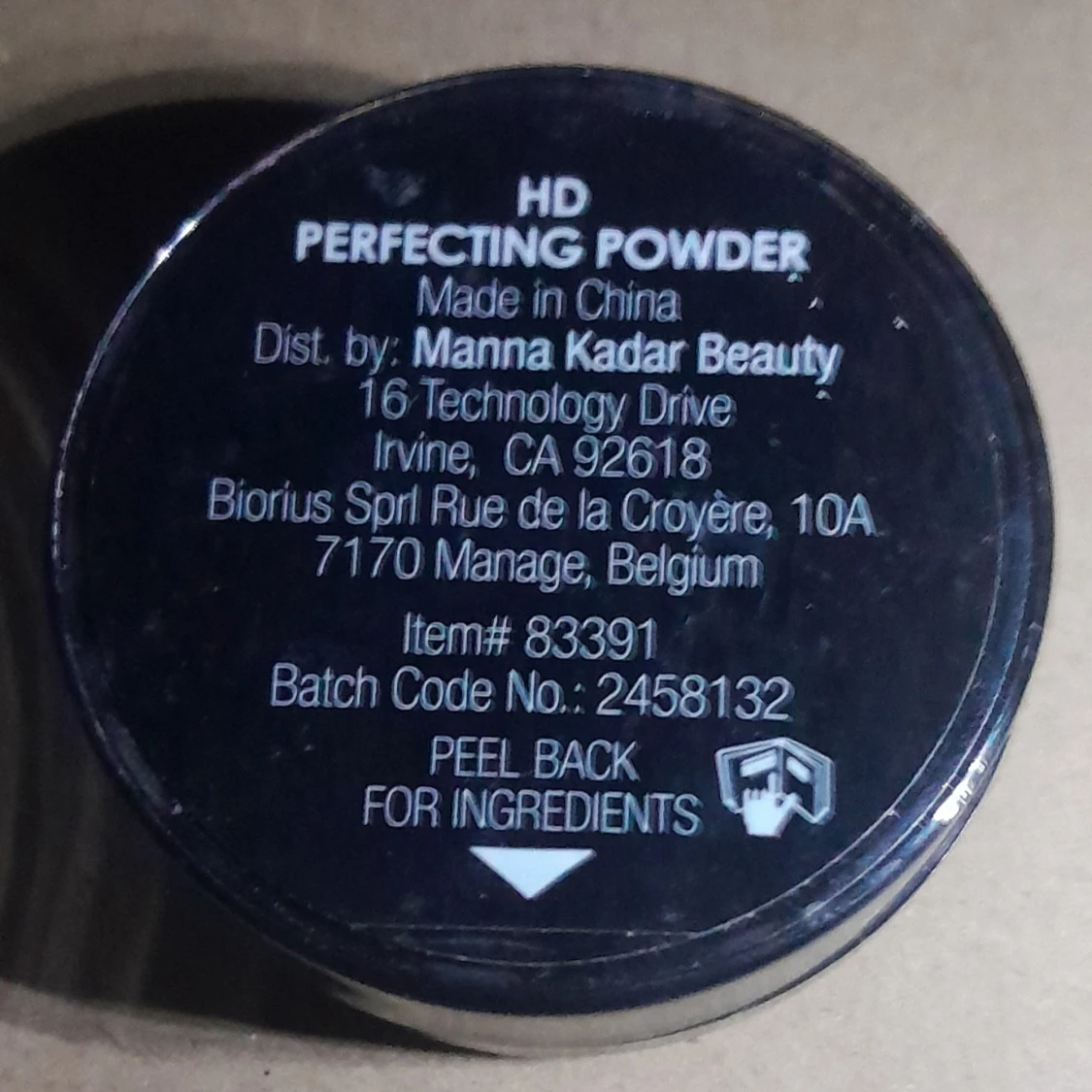 HD Perfecting Powder från Manna Kadar Beauty - 1