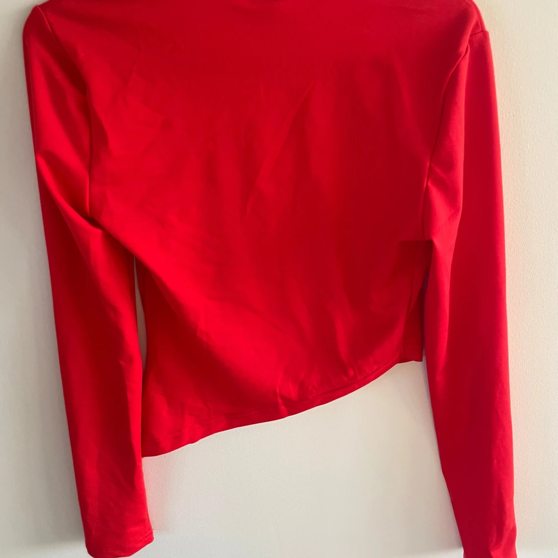 Röd långärmad topp från Shein - 2