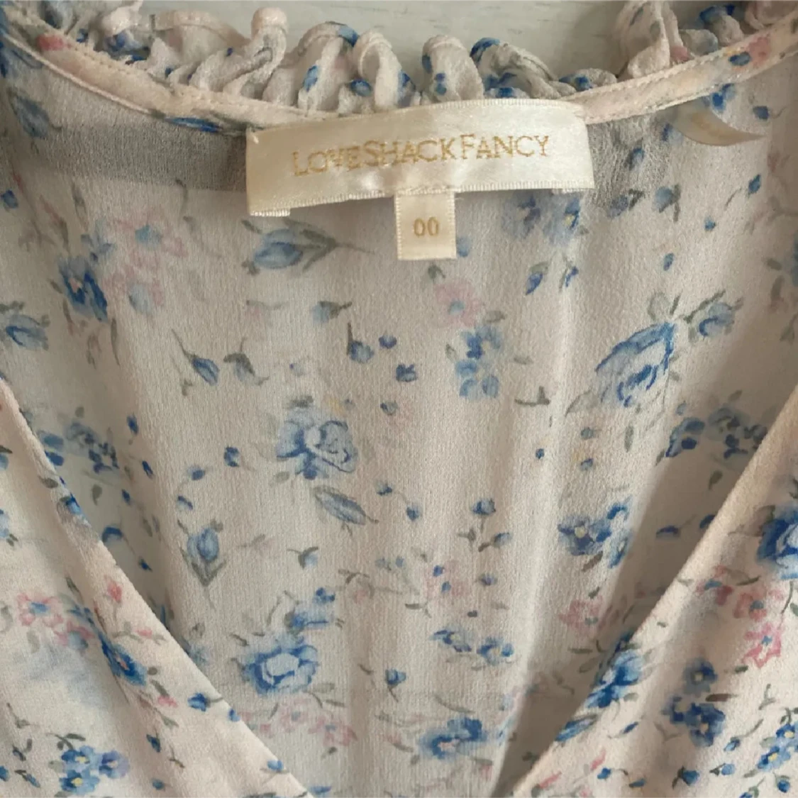 Blommig klänning från LoveShackFancy - 1