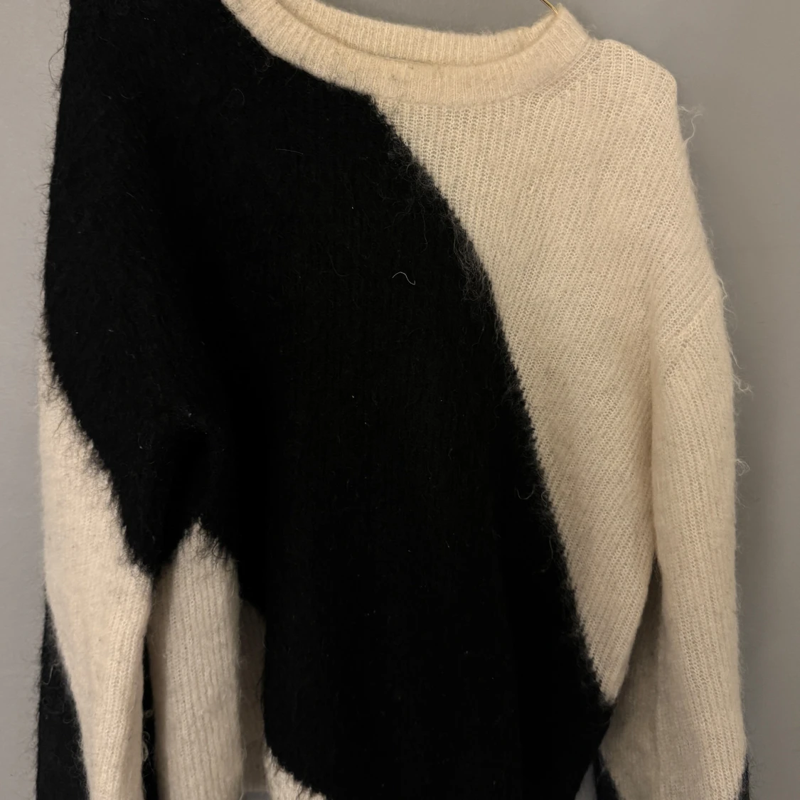 & Other Stories stickad tröja