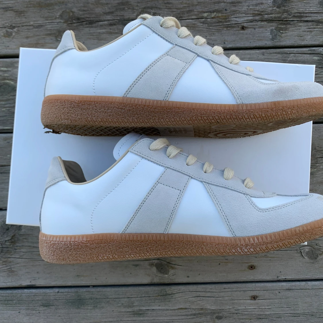 Vita Gats från Maison Margiela - 2