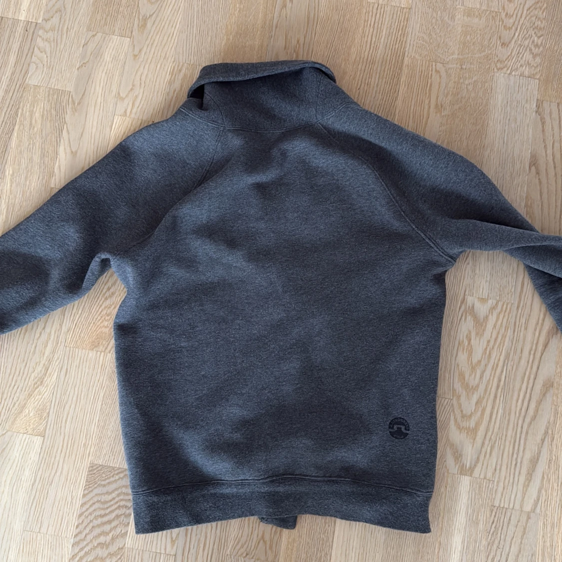 Grå kofta/Cardigan från J.Lindeberg - 2