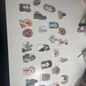 Klistermärken Jesus  - Helt nya fina klistermärken av jesus. Super fina till ett mobilskal dator eller något annat.