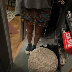 Minikjol - Gullig minikjol from zara, använd ett fåtal gånger