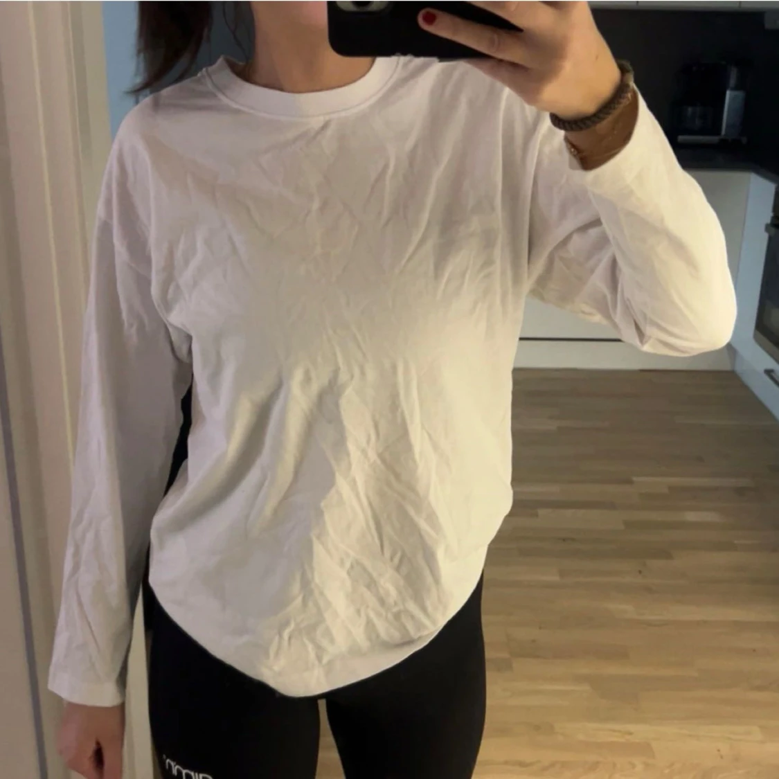 Vit långärmad tröja