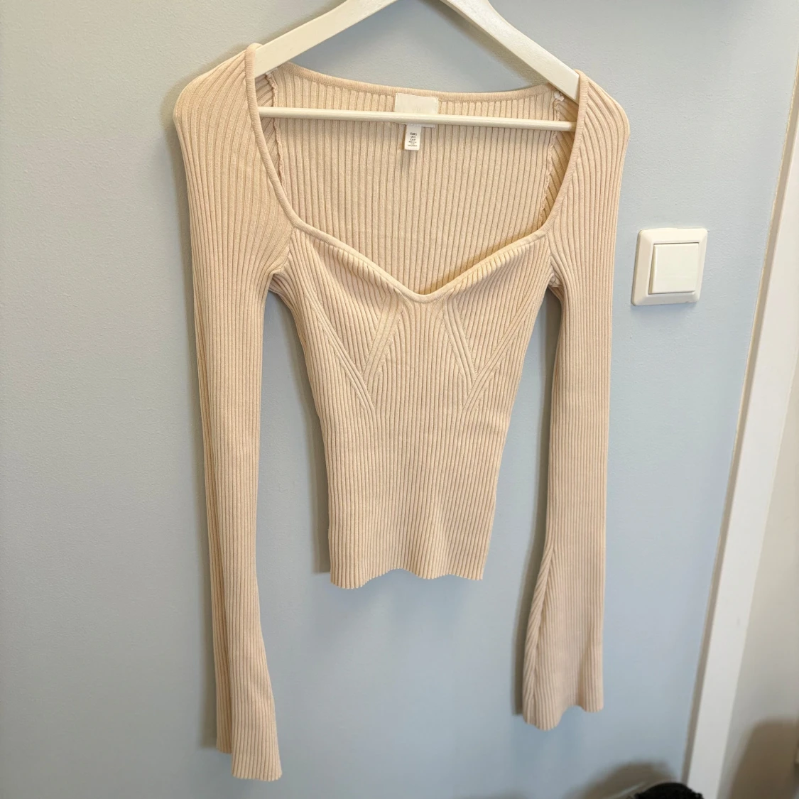 Beige långärmad topp - 3