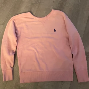 Rosa tröja från Ralph Lauren - Intressekoll på min Polo Ralph lauren tröja 💕 Pris kan diskuteras använt fåtal gånger 💕