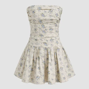 Blommig klänning - Supersöt klänning från Cider, prislapp är på och aldrig använd🥰 