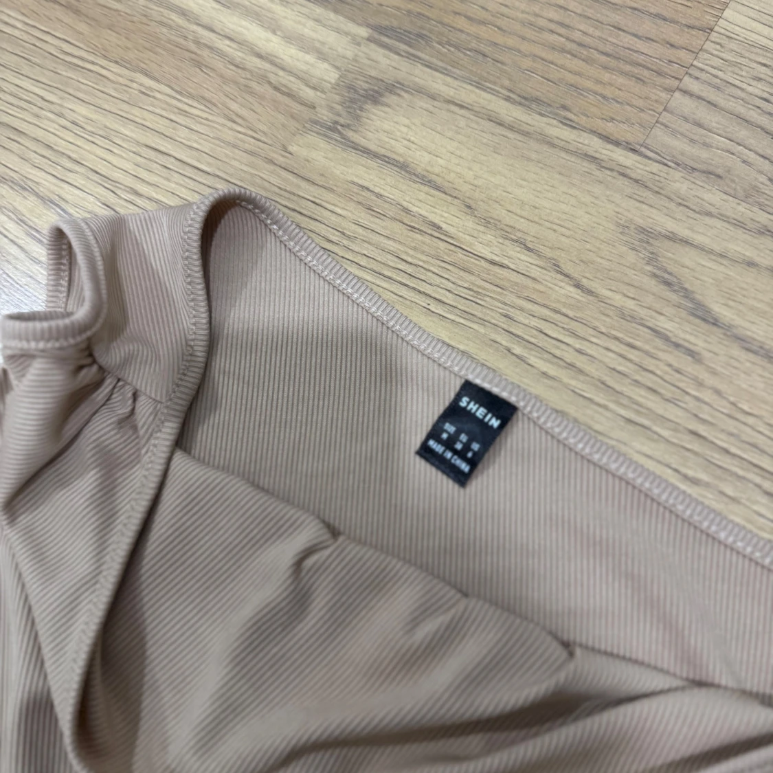 Beige topp - 1