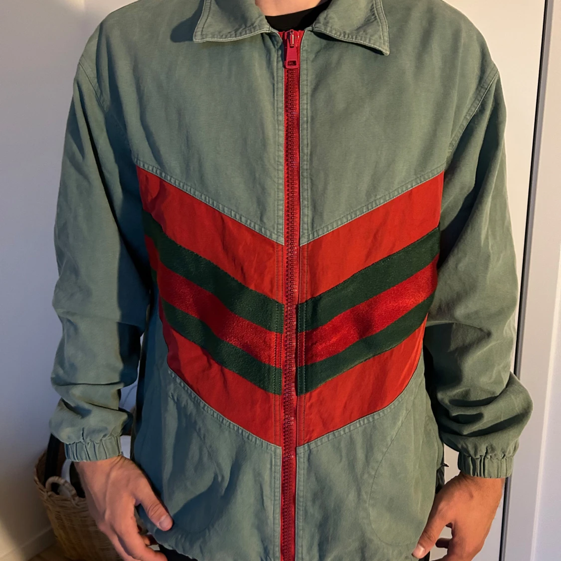 Grön jacka från Gucci - 4