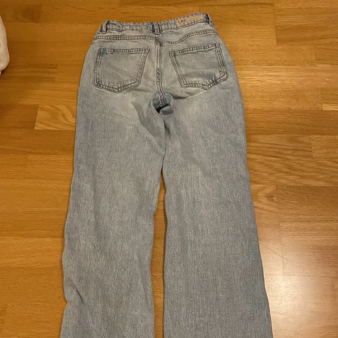 Ljusblå jeans från LAB Industries - 1