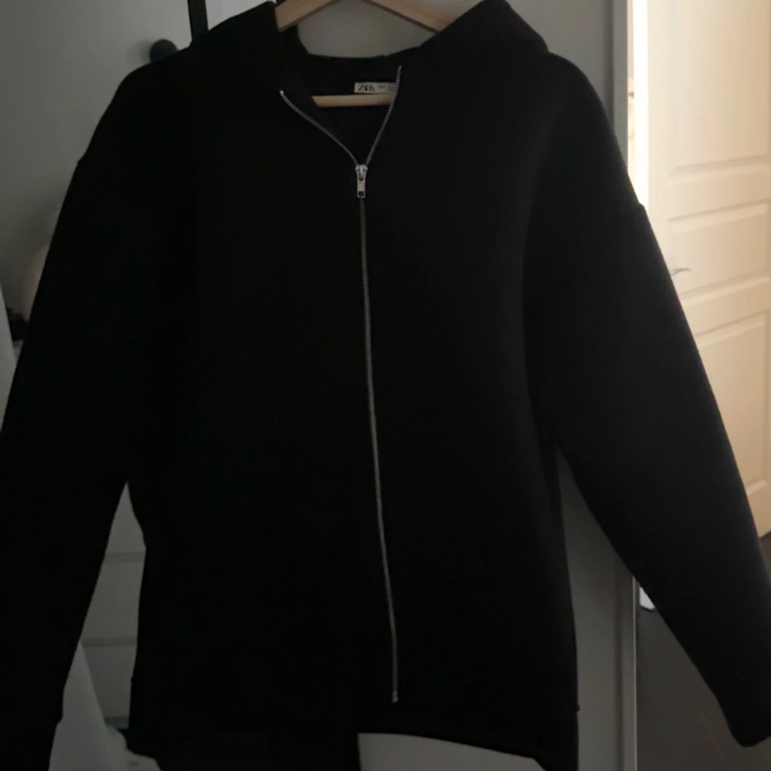 Svart ”bomberjacka” - 2