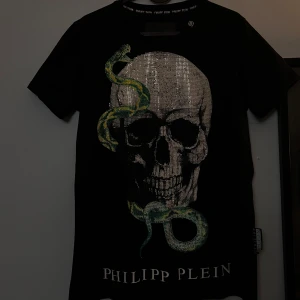 Philipp Plein - T shirt - Philipp Plein - T shirt. Storlek S