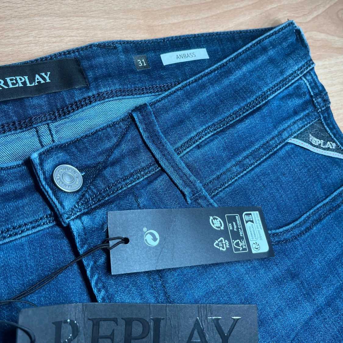 HELT NYA REPLAY JEANS - 1