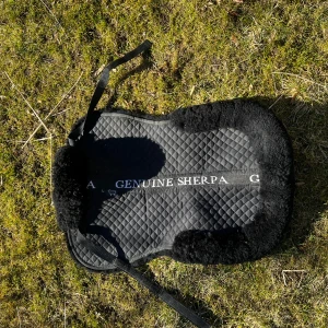 Fårskinnspadd - Fårskinnspadd i stl L