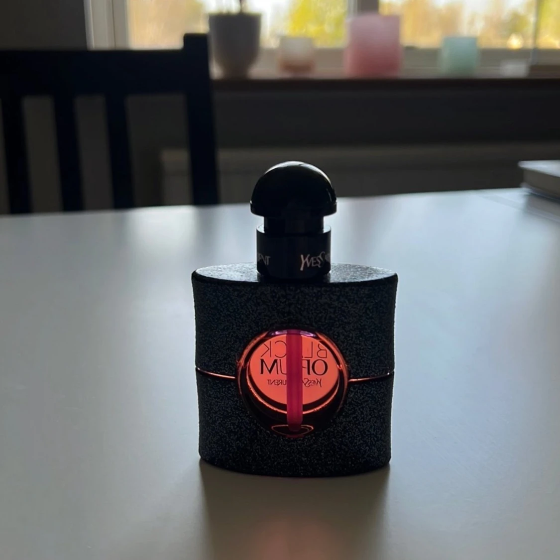 Black Opium parfym från Yves Saint Laurent