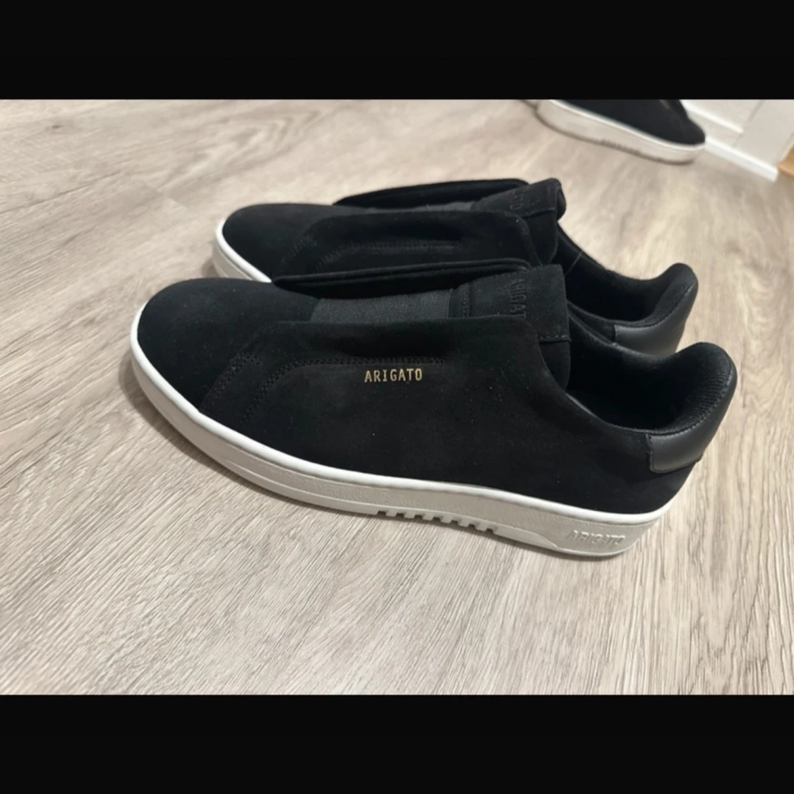 Svarta sneakers från Axel Arigato - 3