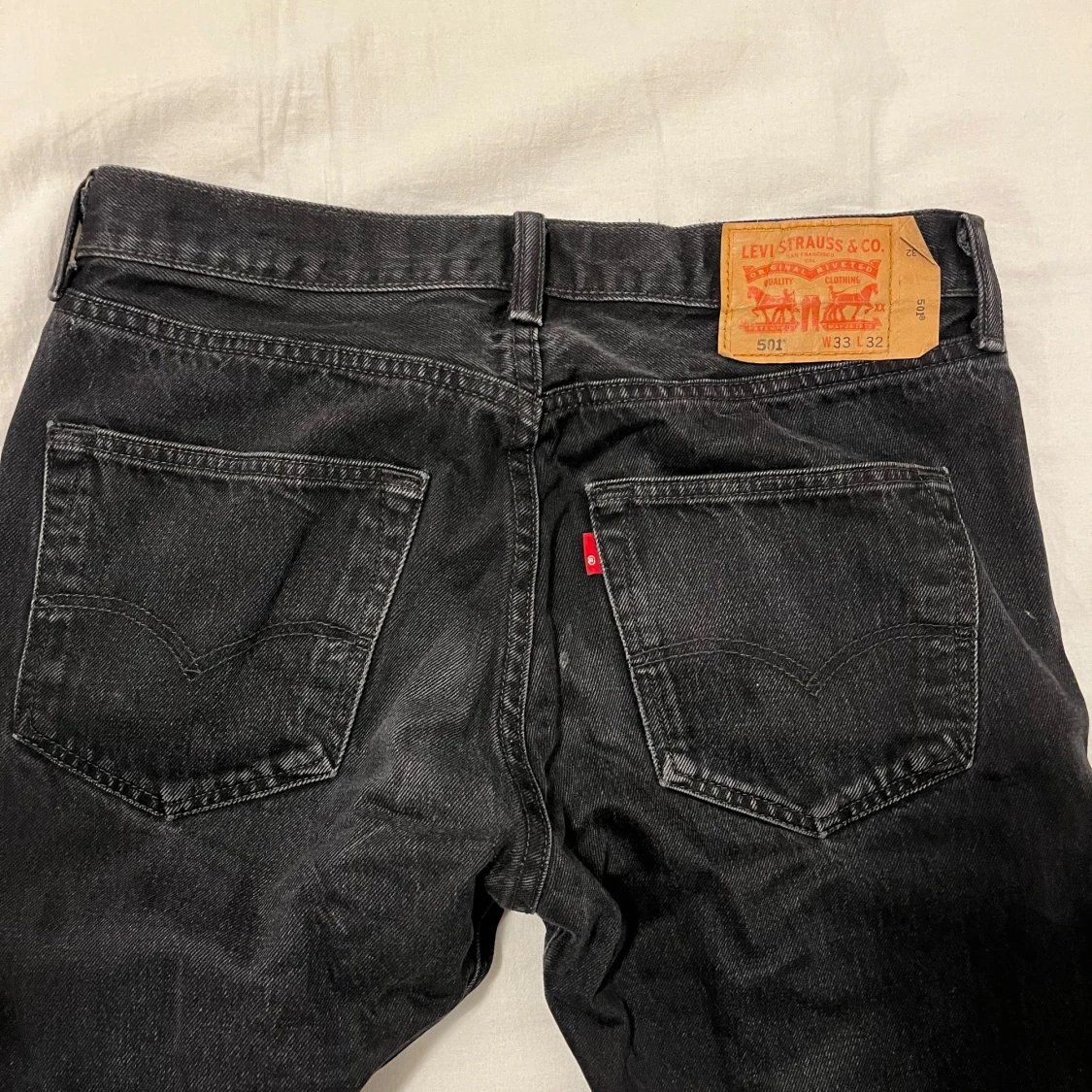 Svarta Levis 501 jeans - 2