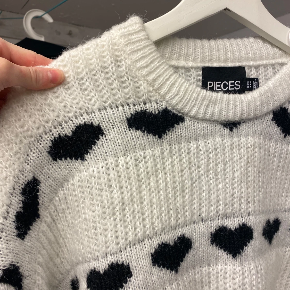Söt stickad tröja - 2