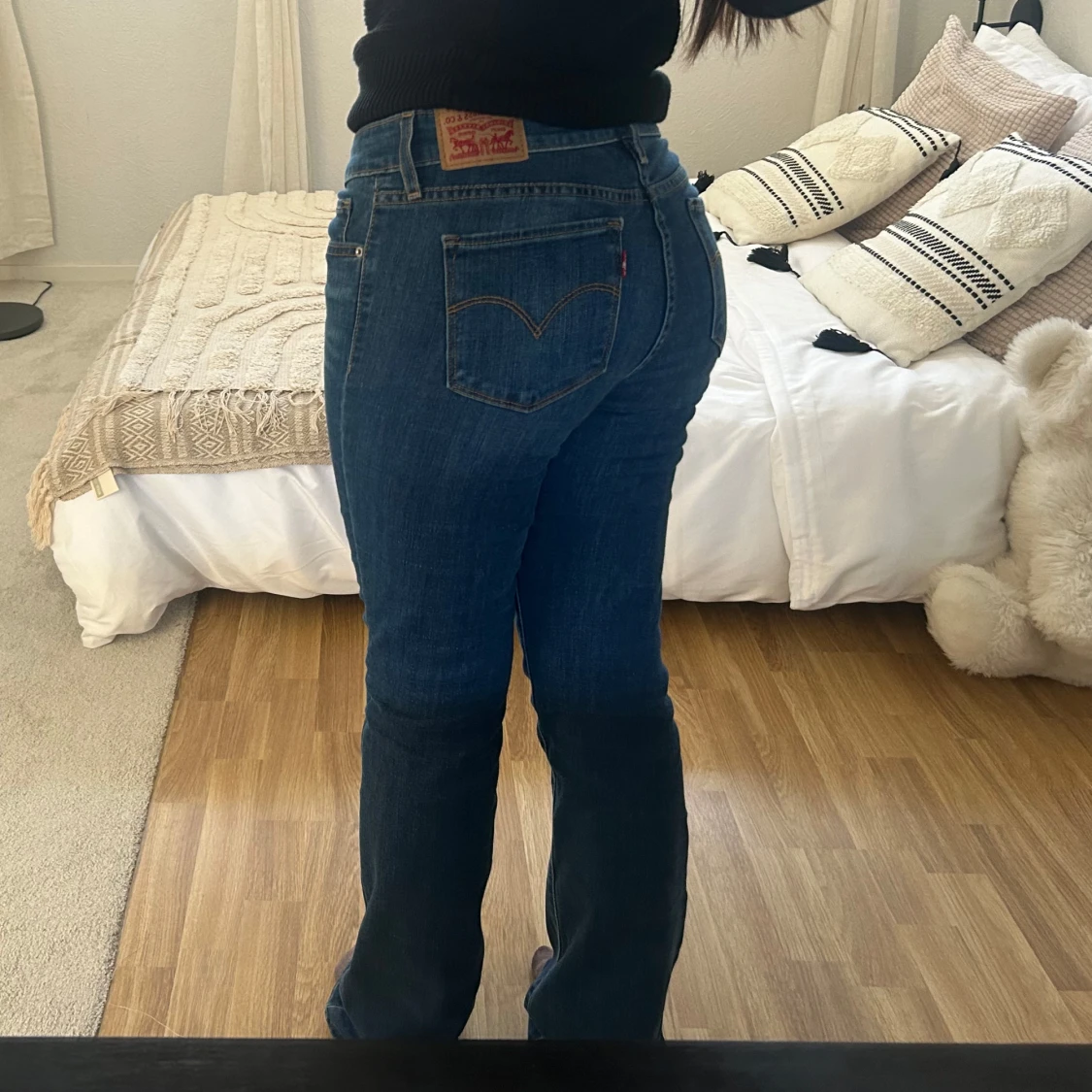 Blå bootcut jeans från Levi's - 1