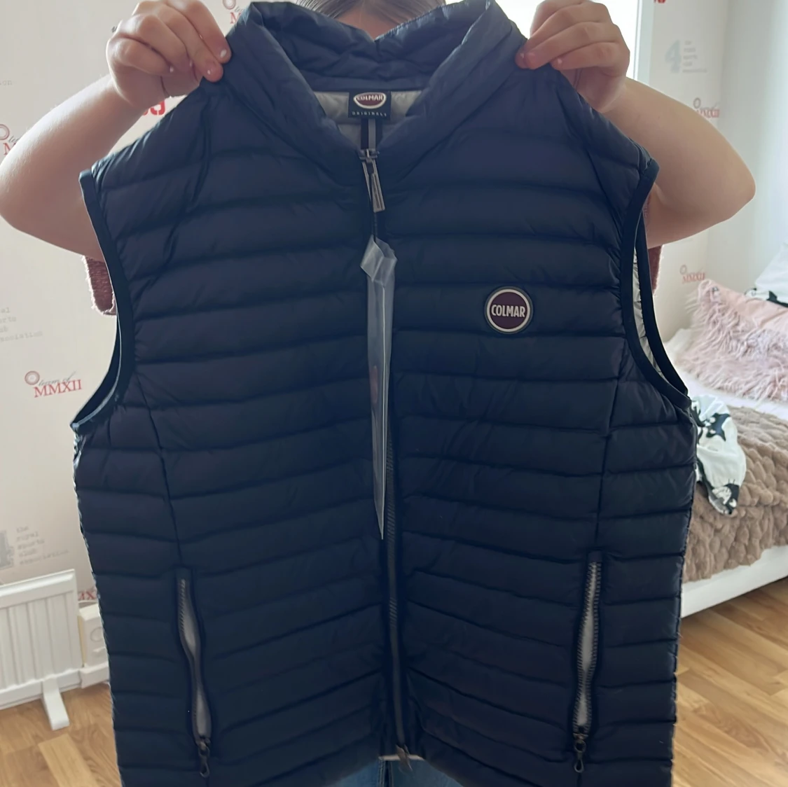 Mörkblå dunväst från Colmar - 2