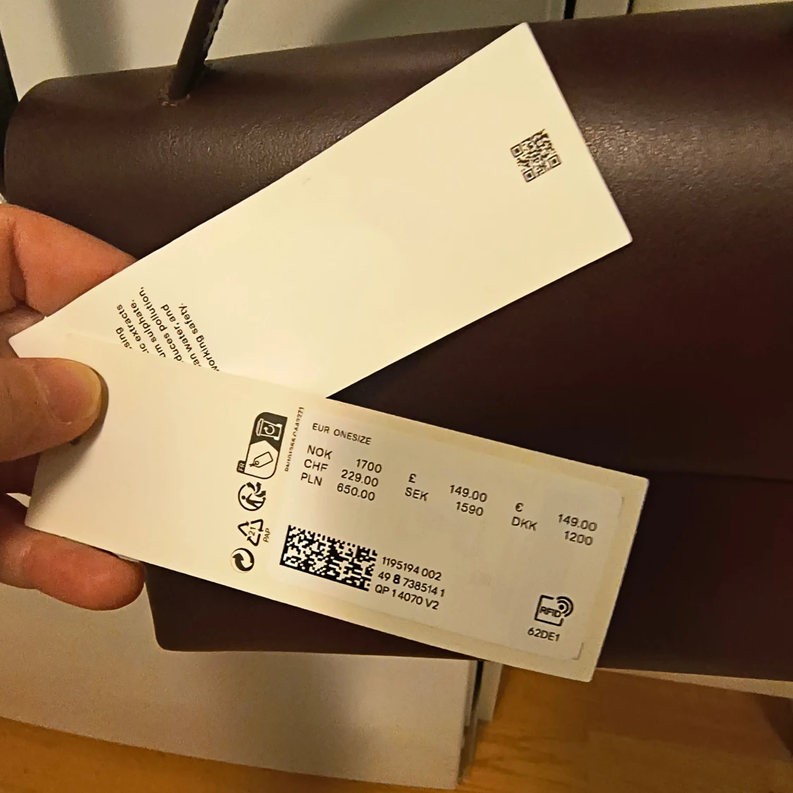 Lila axelväska i skinn - 2