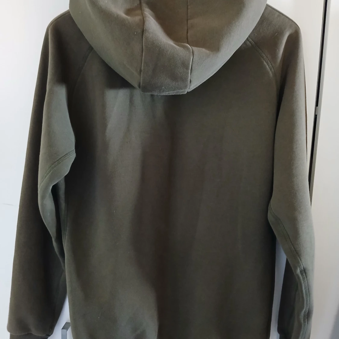 Olivgrön hoodie från Björn Borg - 1