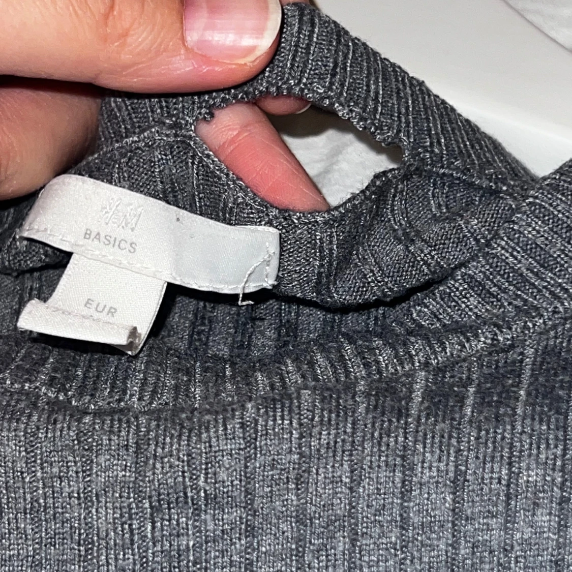 Grå ribbad tröja från H&M - 3