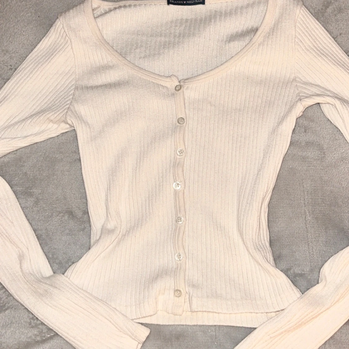 Vit vintage ribbad kofta från Brandy Melville