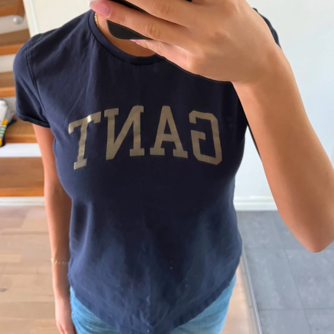 Mörkblå t-shirt från GANT - 2