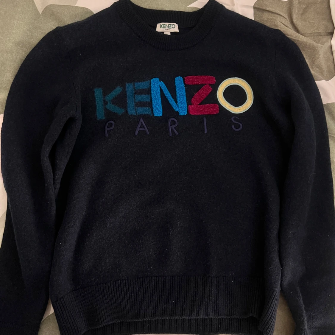 Mörkblå ulltröja från Kenzo