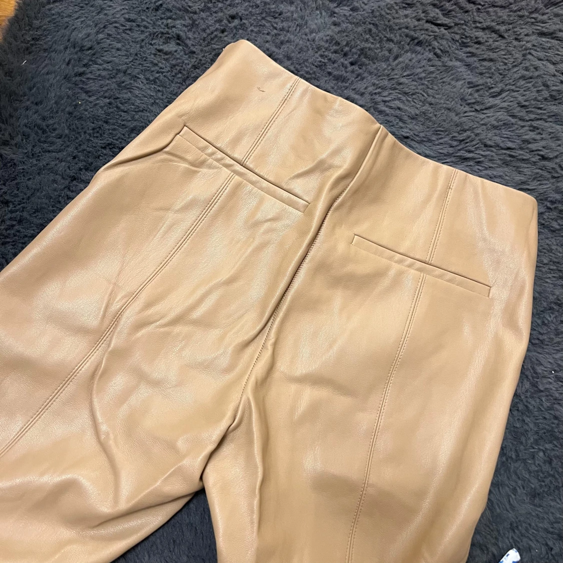 Beiga skinnbyxor med slits, Zara - 2