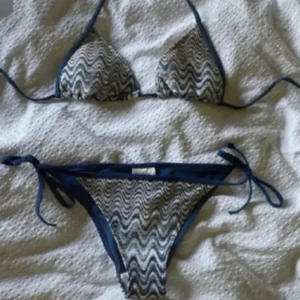 Missoni inspirerad bikini - Snygg trekantsbikini med missoni inspirerad mönster!
