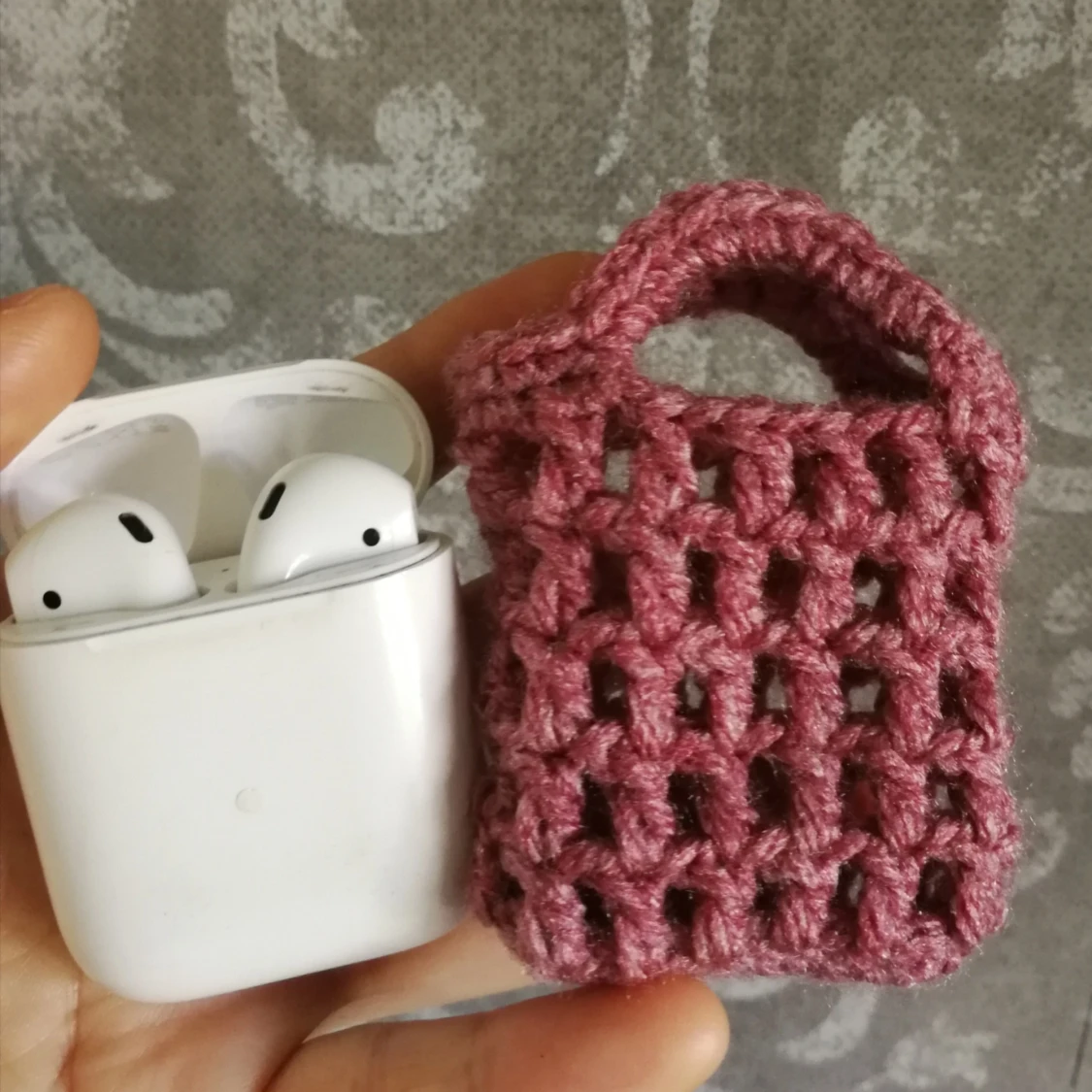 Rosa stickad mini handväska för bluetooth hörlurar - 1