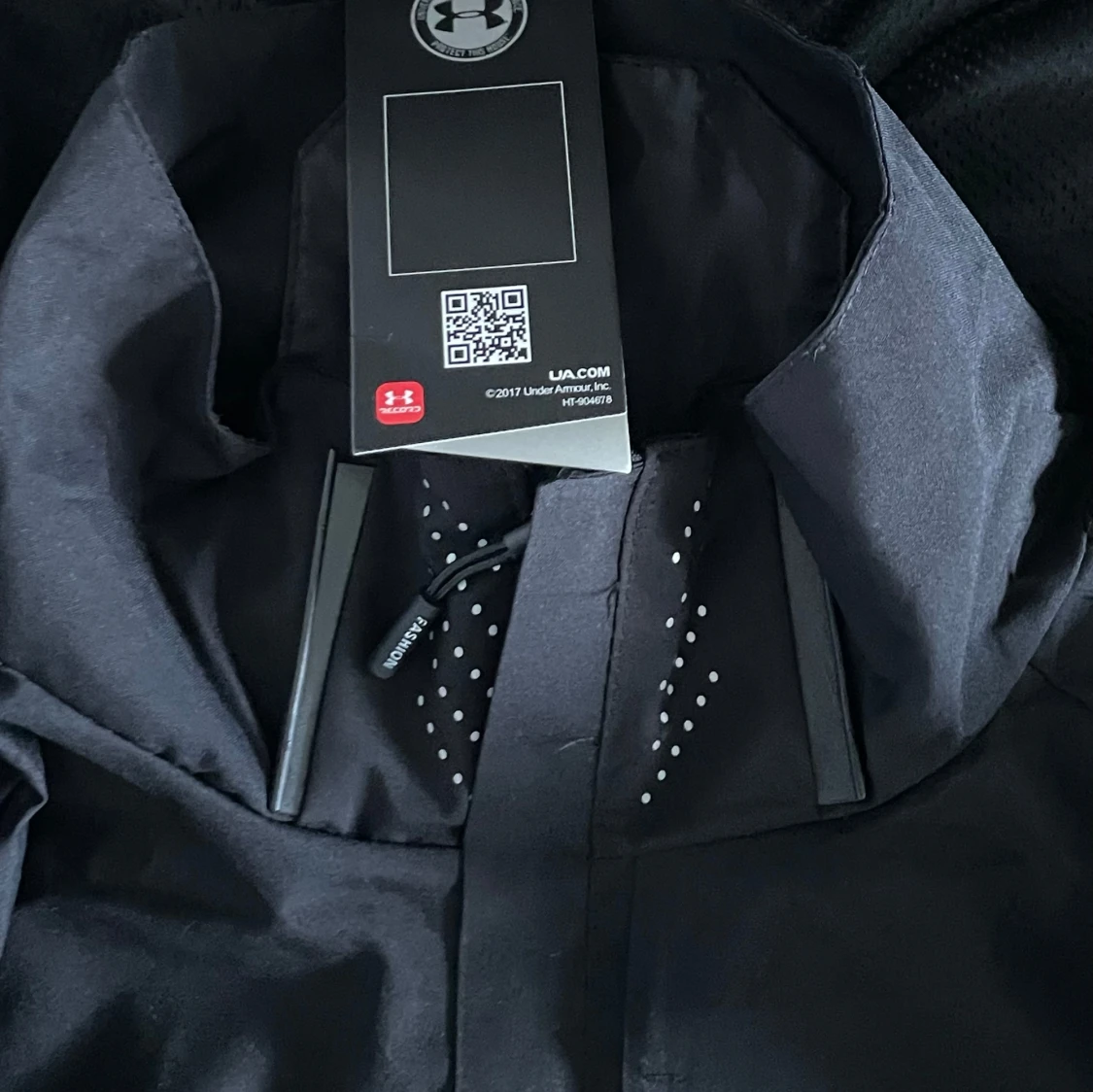 Svart vindjacka från Under Armour - 2