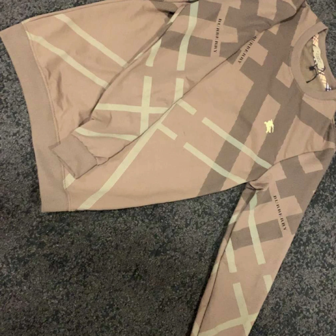 Beige Burberry sweatshirt med logga - 1