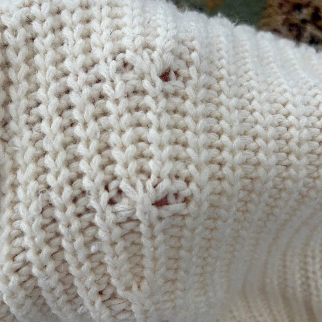 Cremevit Stickad kofta (Oversize) - 2