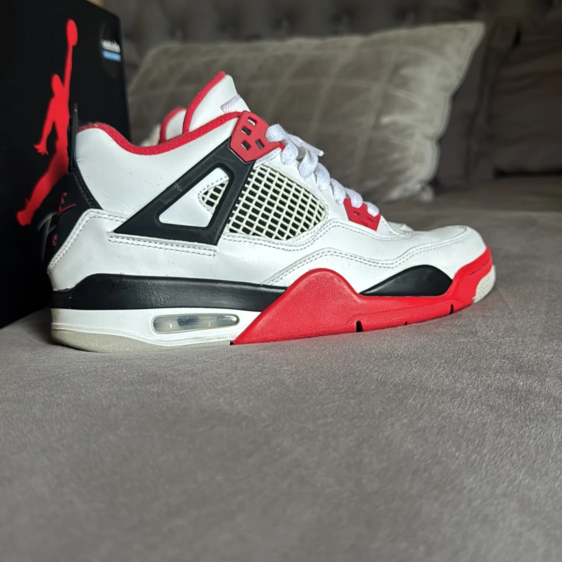Nike Air Jordan 4 Fire Red sneakers - 3