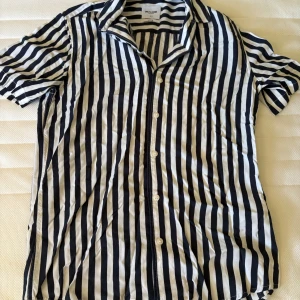 Randig skjorta - Snygg randig skjorta!