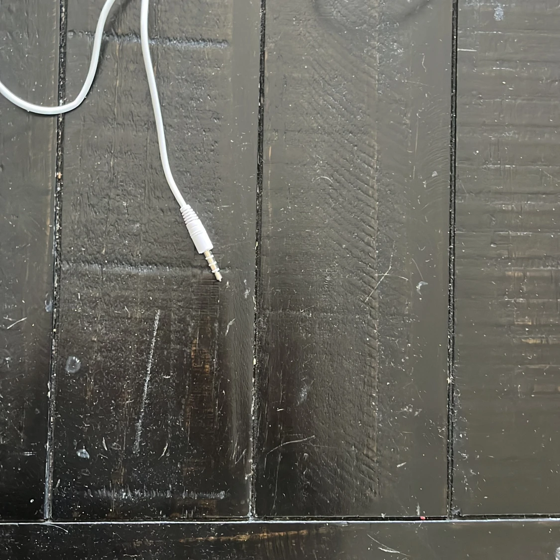 Vita in-ear hörlurar med sladd  - 2