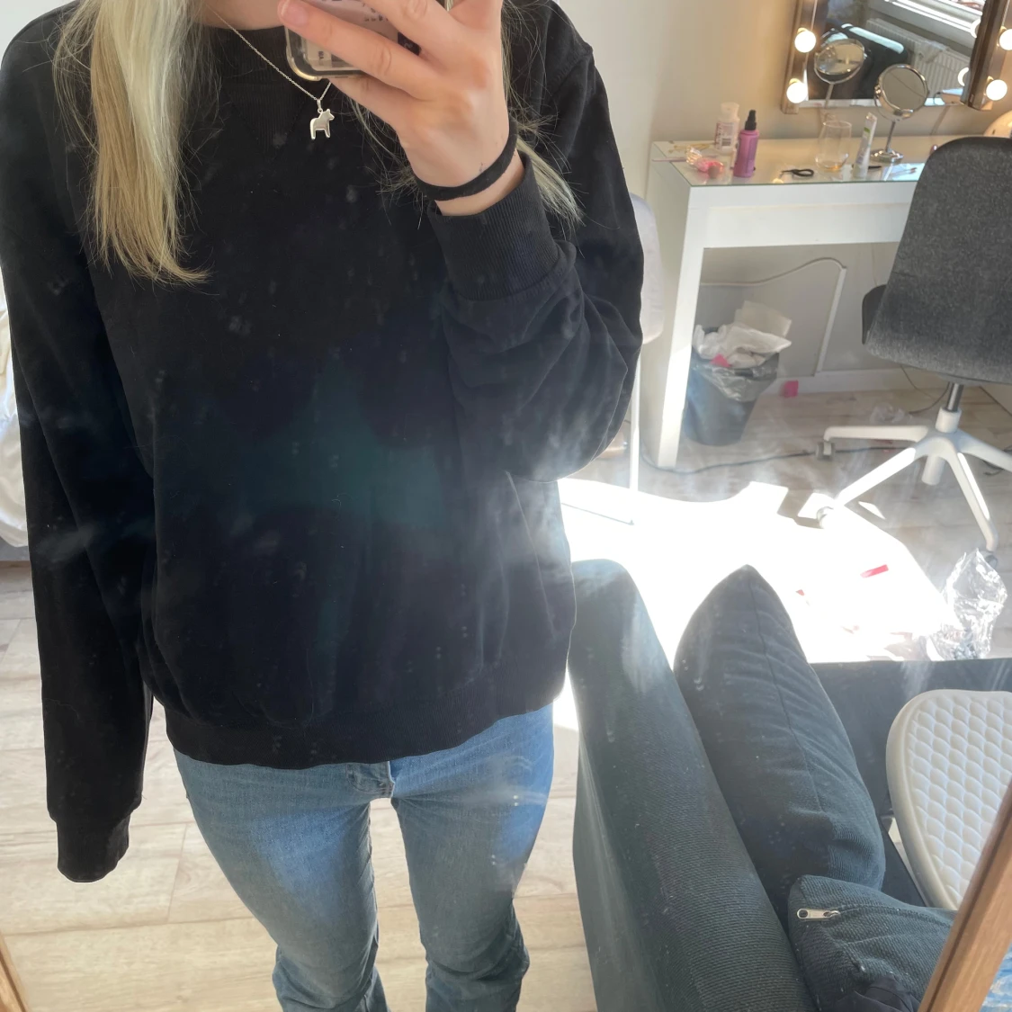 Svart basic sweatshirt  - 1