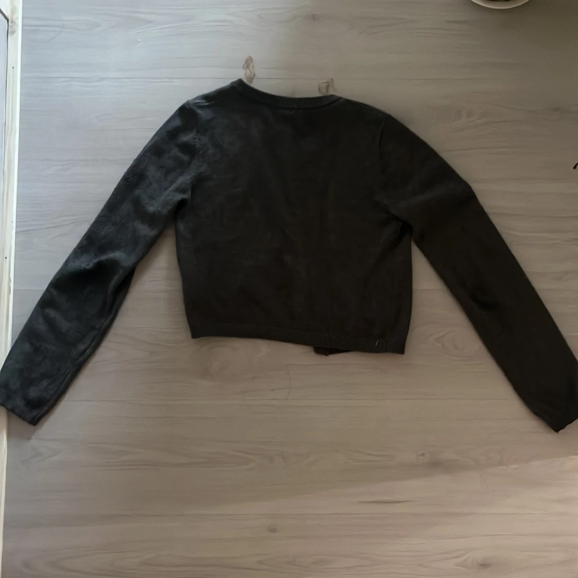Mörkgrå kofta från Lindex - 3