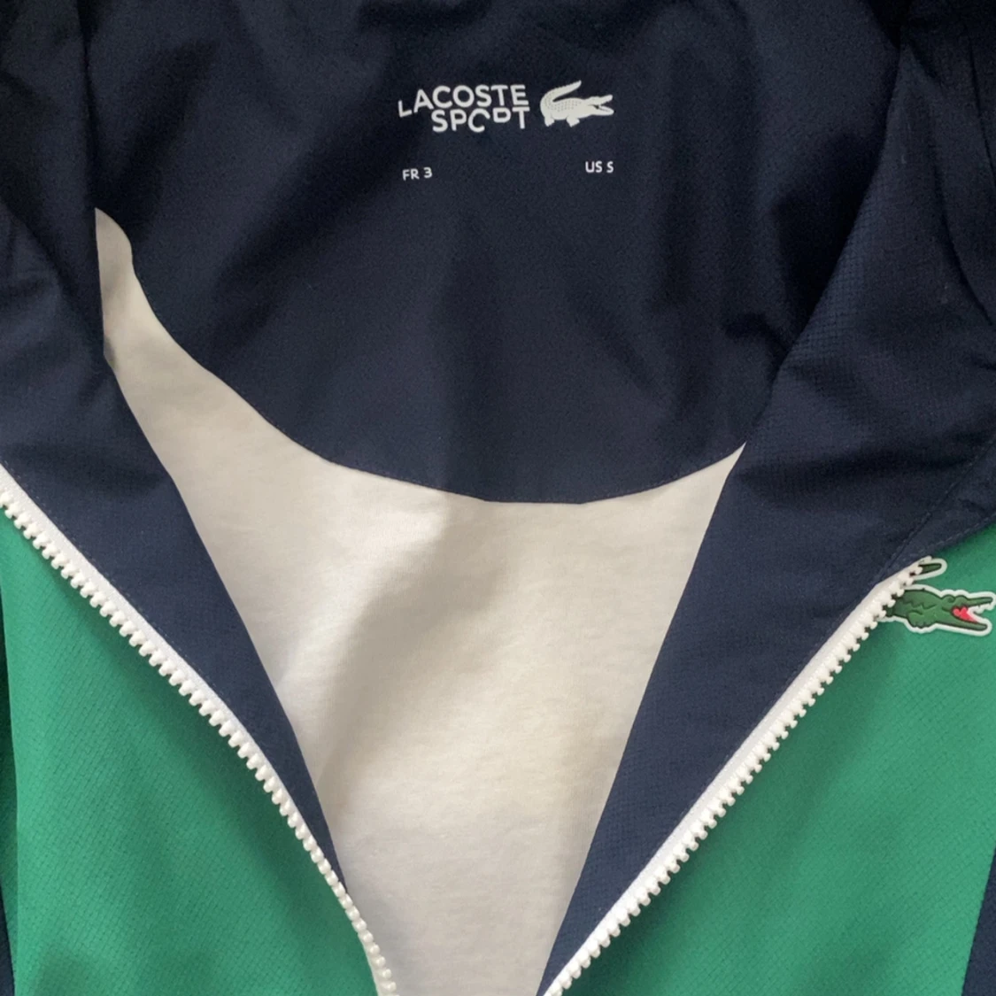 Färgglad vindjacka från Lacoste - 2