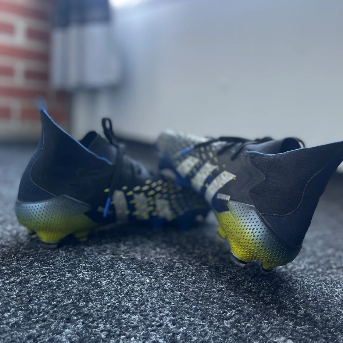 Adidas Predator fotbollsskor blå/gul - 1