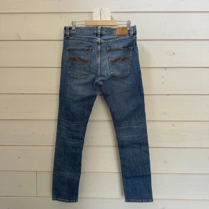 Nudie Jeans Lean Dean - Nudie jeans (Lean Dean) | Storlek: W30 L30 | Skick: 9/10 | Hör gärna av er vid frågor och funderingar! Pris går att diskutera vid smidig affär🤗
