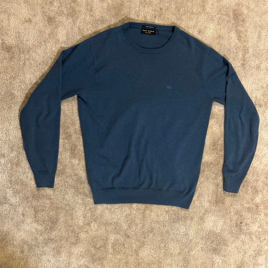 Blå cashmere sweater från Cap Horn - 2